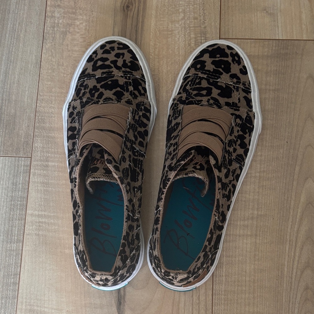 Blowfish Malibu Leopard Slip On Sneakers Size 6